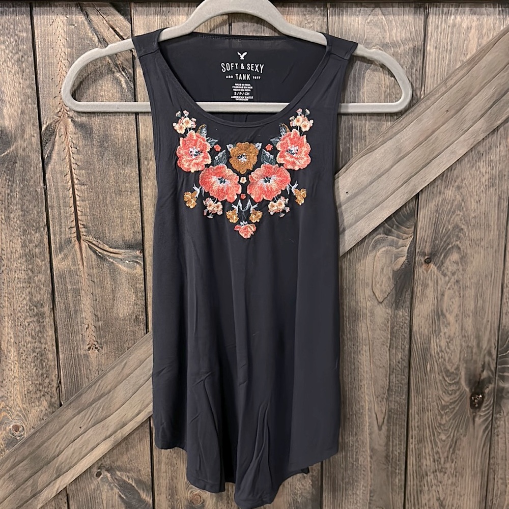 American Eagle Outfitters Gray Tank Top with Floral‎ Embroidery